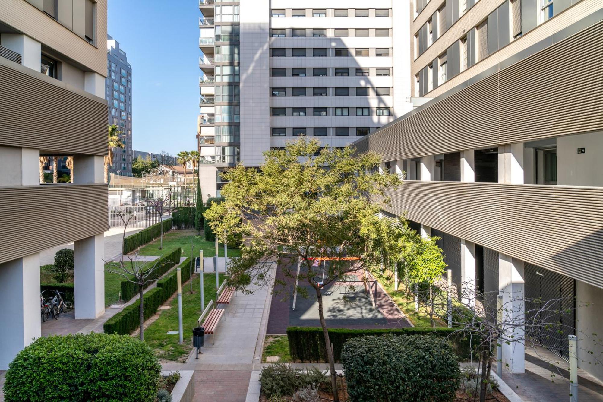 Limehome Valencia Carrer D'Antonio Ferrandis Buitenkant foto