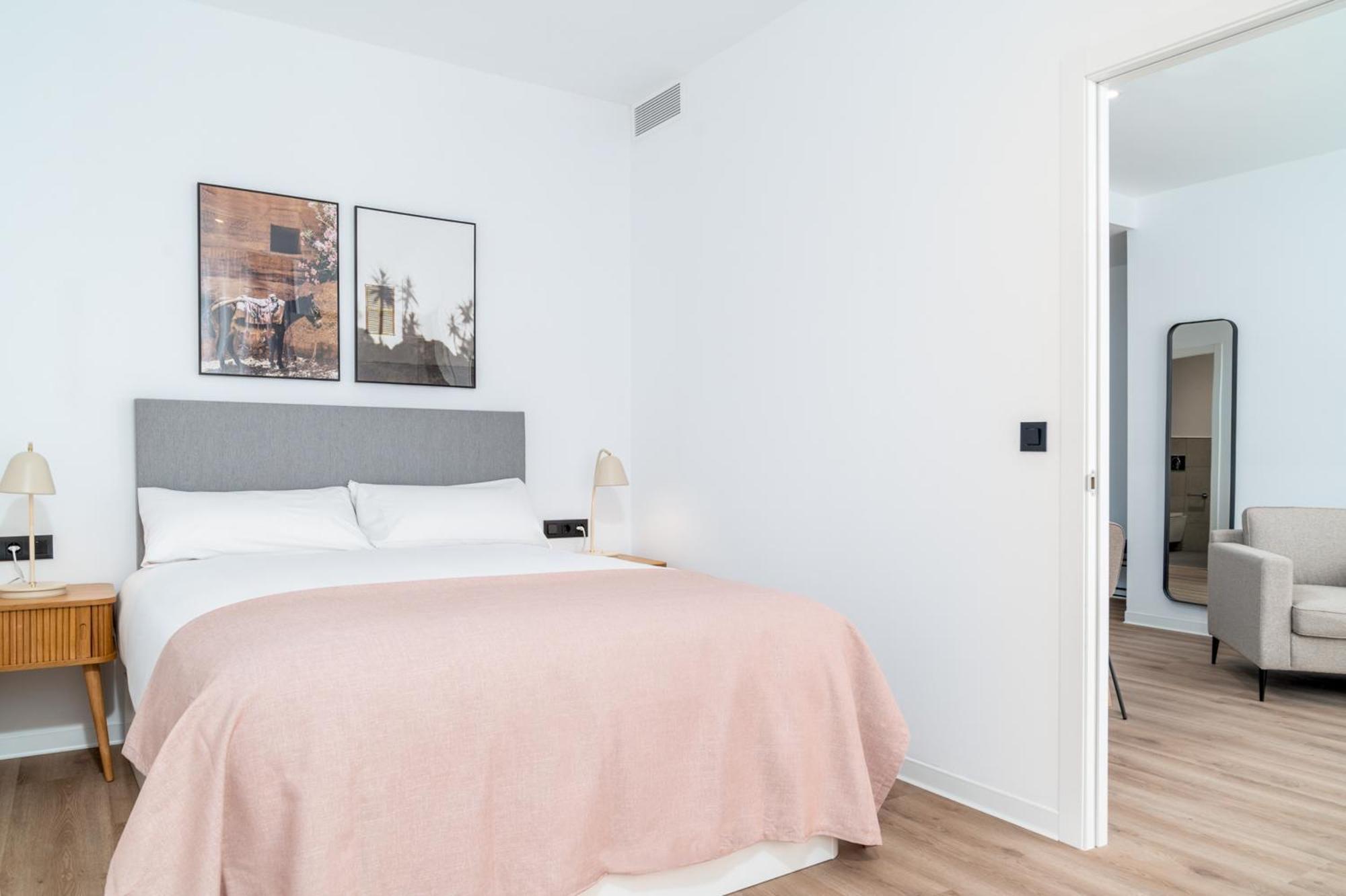 Limehome Valencia Carrer D'Antonio Ferrandis Buitenkant foto
