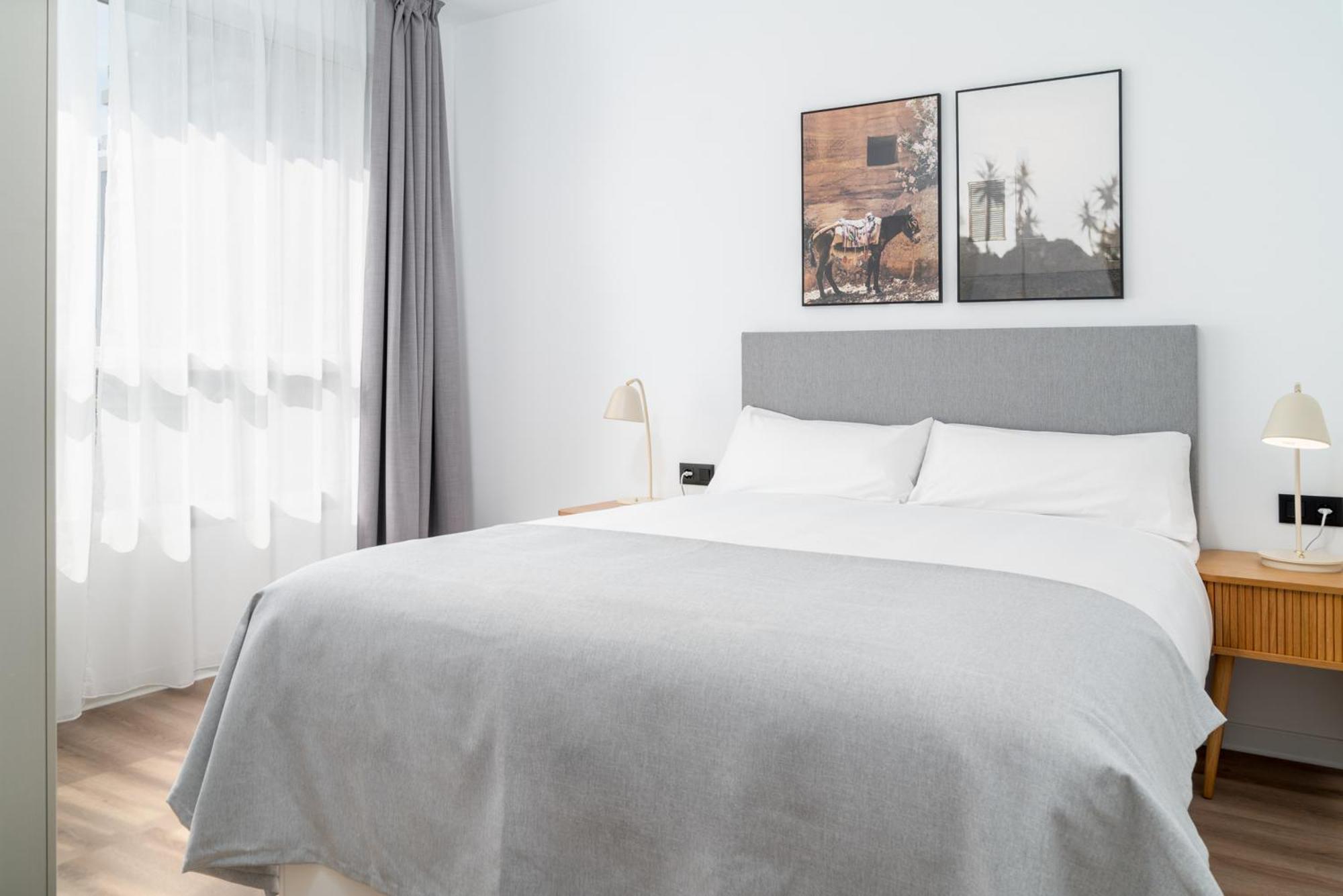 Limehome Valencia Carrer D'Antonio Ferrandis Buitenkant foto