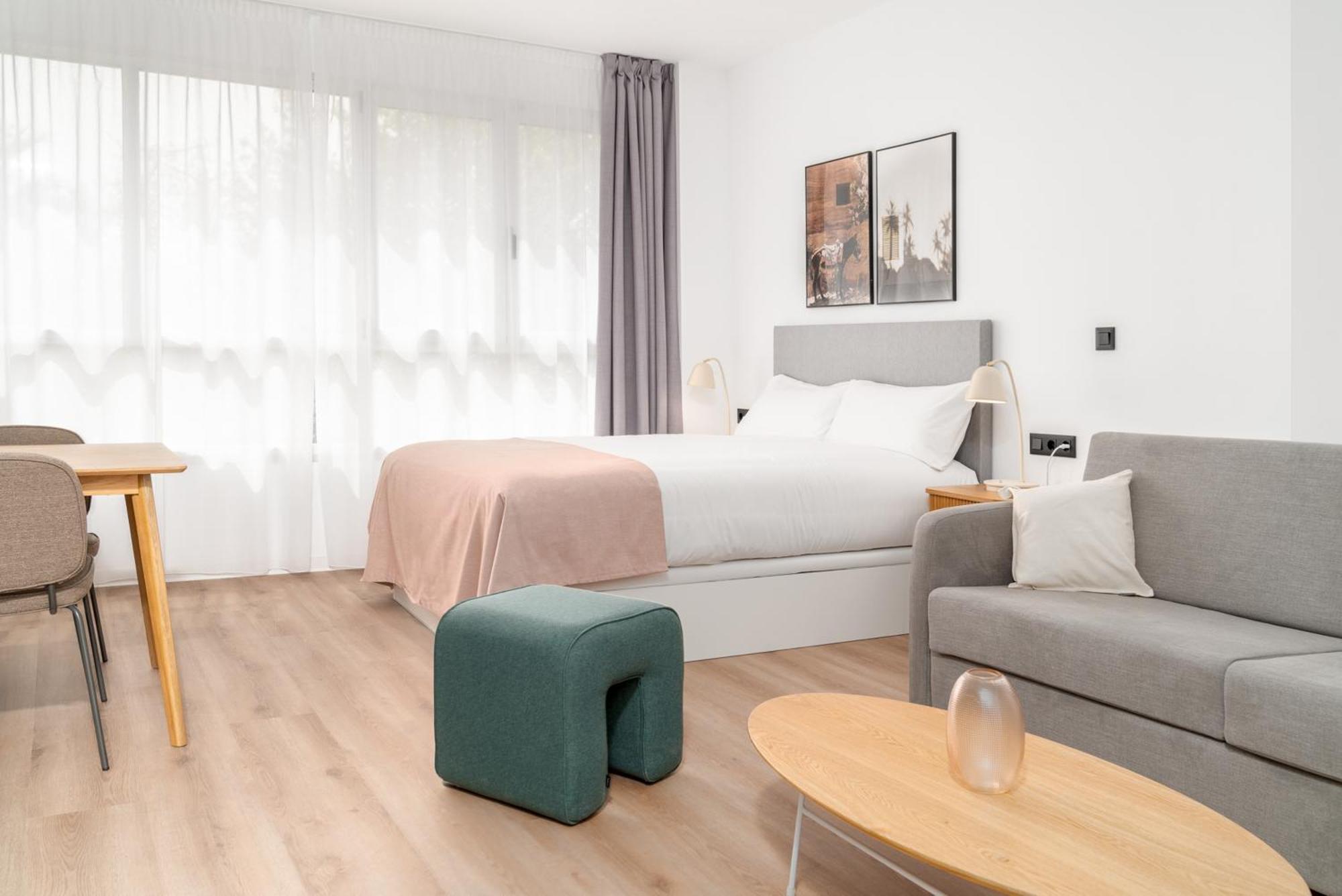 Limehome Valencia Carrer D'Antonio Ferrandis Buitenkant foto