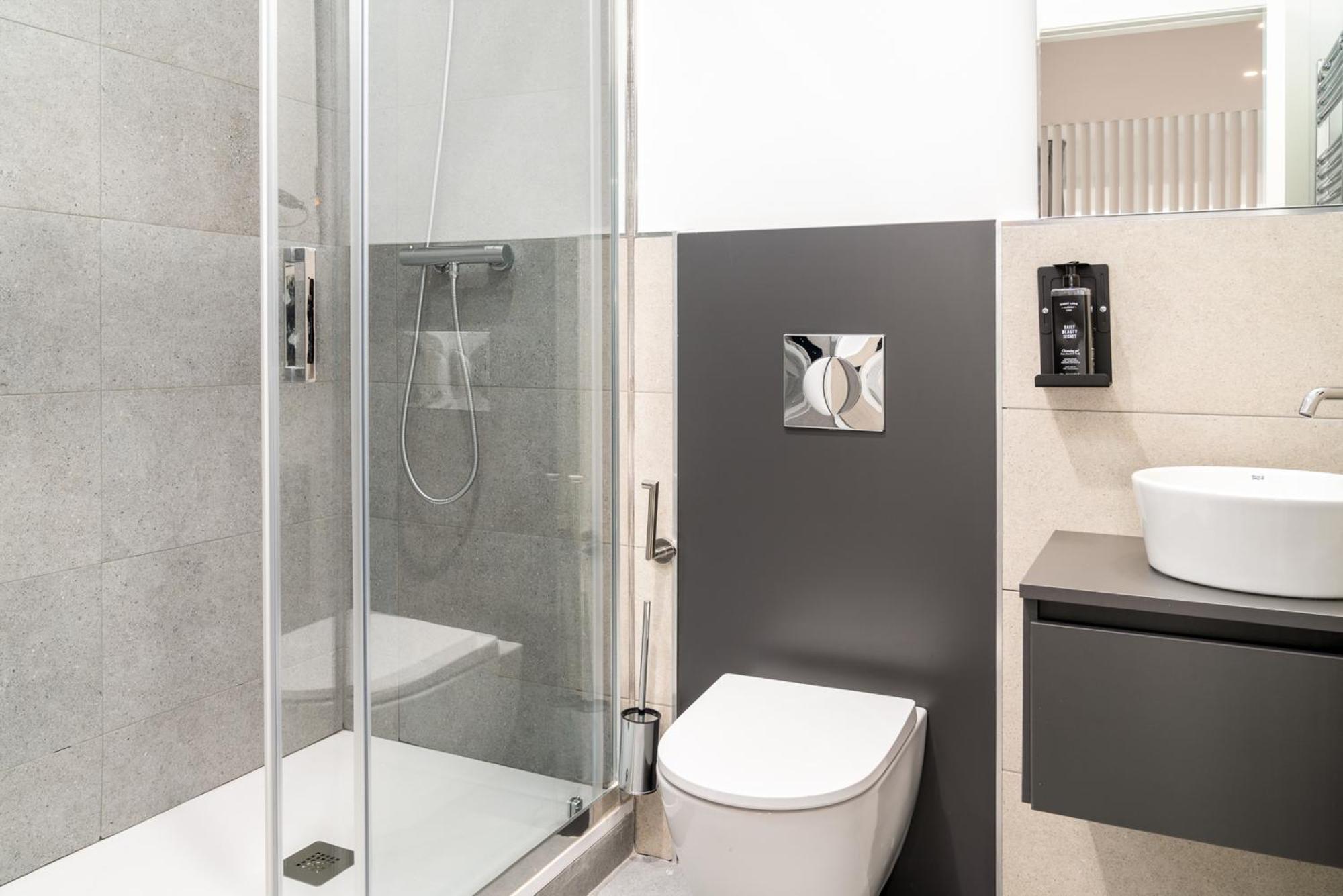 Limehome Valencia Carrer D'Antonio Ferrandis Buitenkant foto