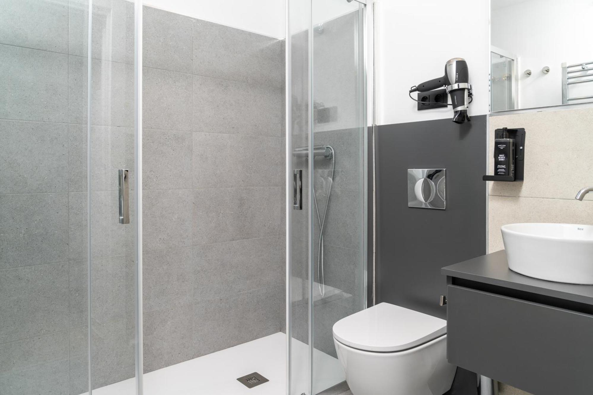 Limehome Valencia Carrer D'Antonio Ferrandis Buitenkant foto