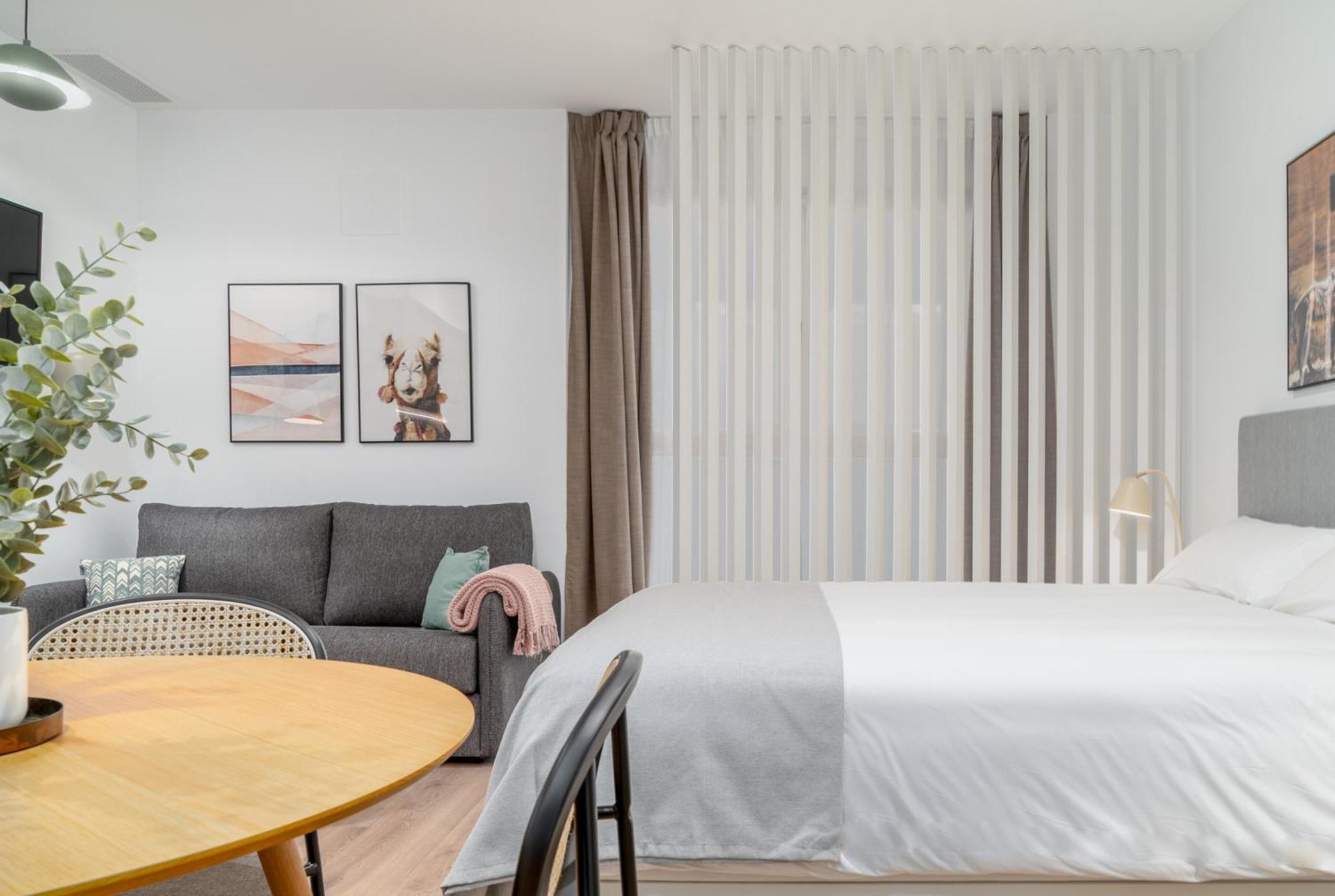 Limehome Valencia Carrer D'Antonio Ferrandis Buitenkant foto