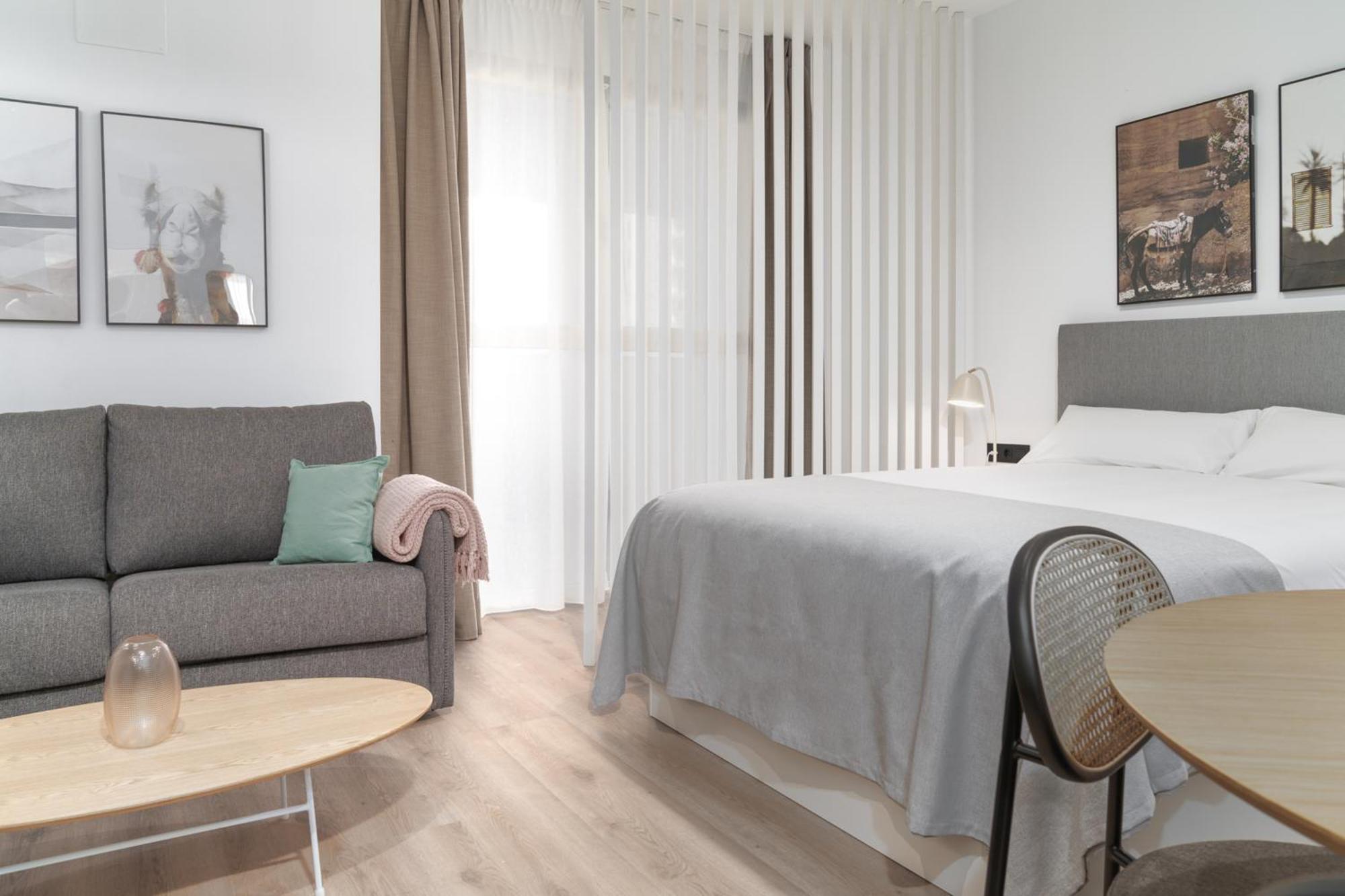 Limehome Valencia Carrer D'Antonio Ferrandis Buitenkant foto