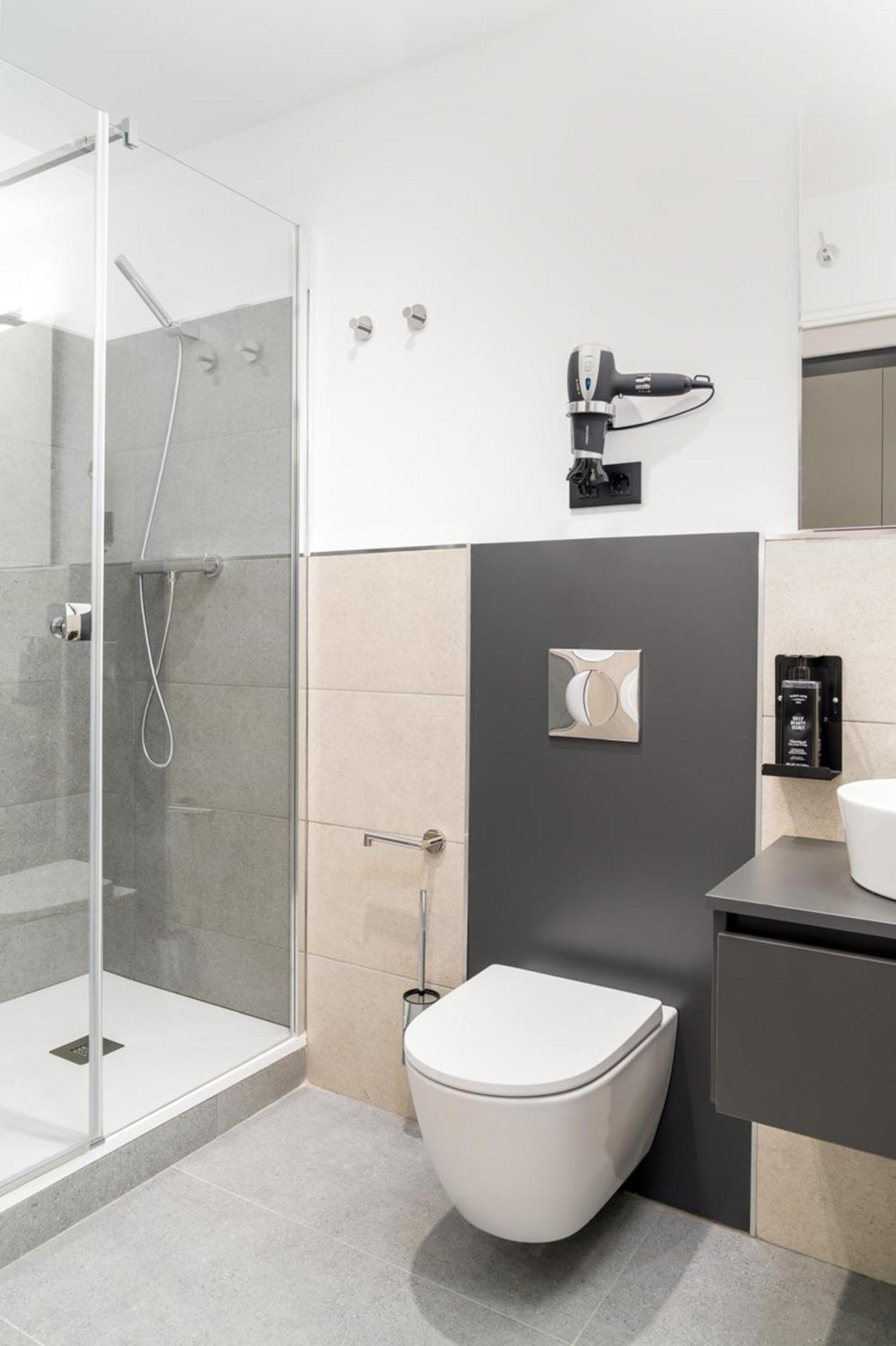 Limehome Valencia Carrer D'Antonio Ferrandis Buitenkant foto