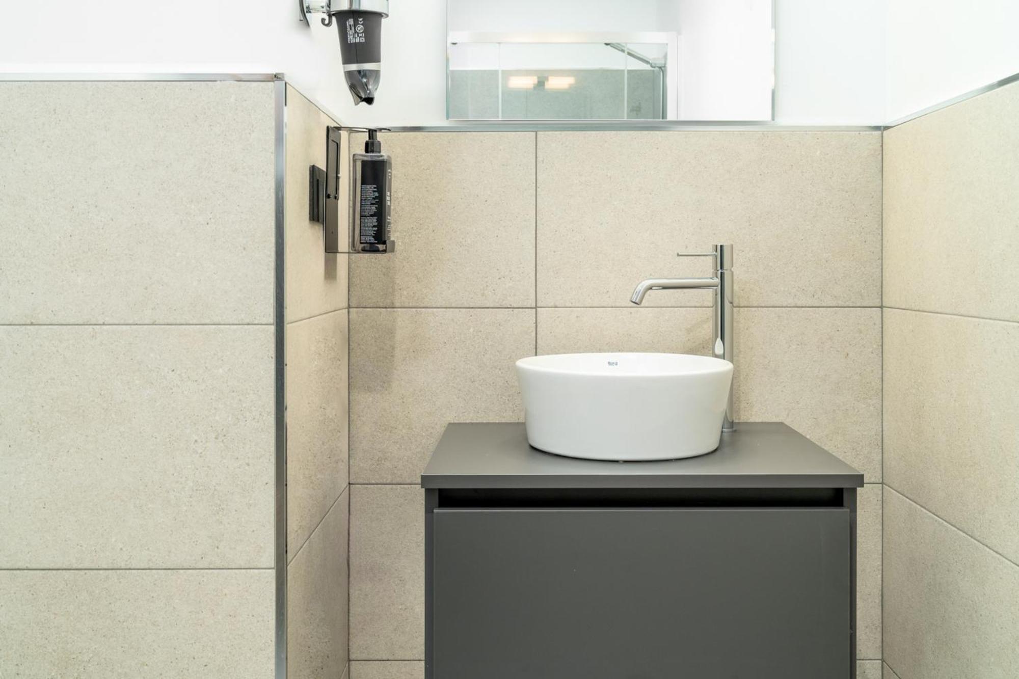 Limehome Valencia Carrer D'Antonio Ferrandis Kamer foto
